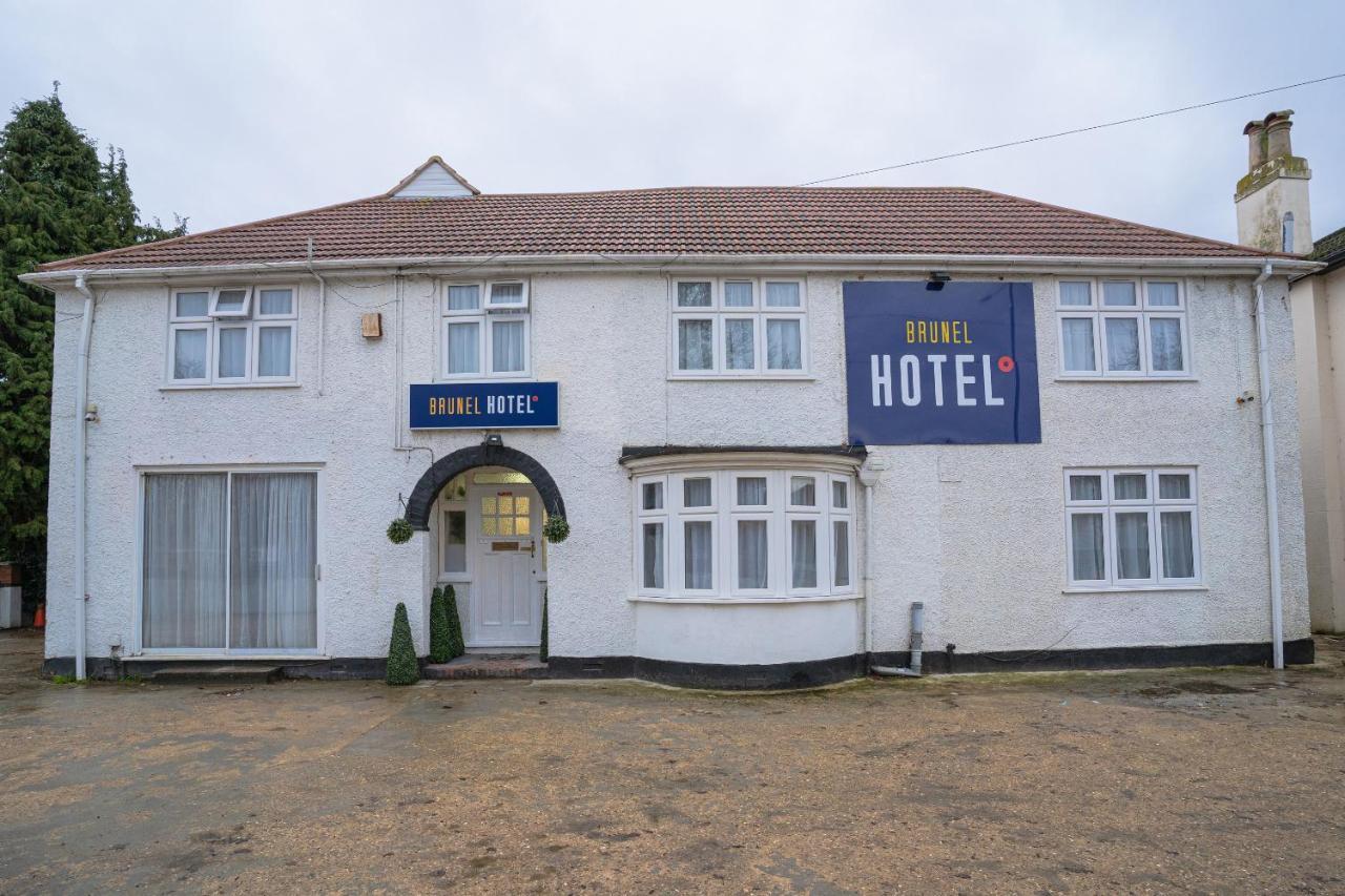 Oyo Brunel Hotel Uxbridge Exteriör bild